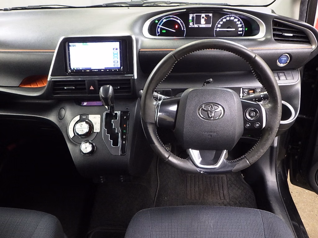 TOYOTA SIENTA