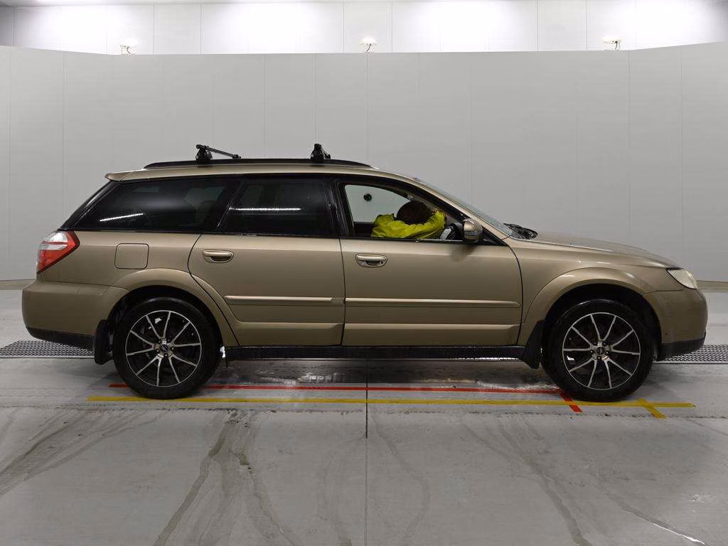 SUBARU OUTBACK