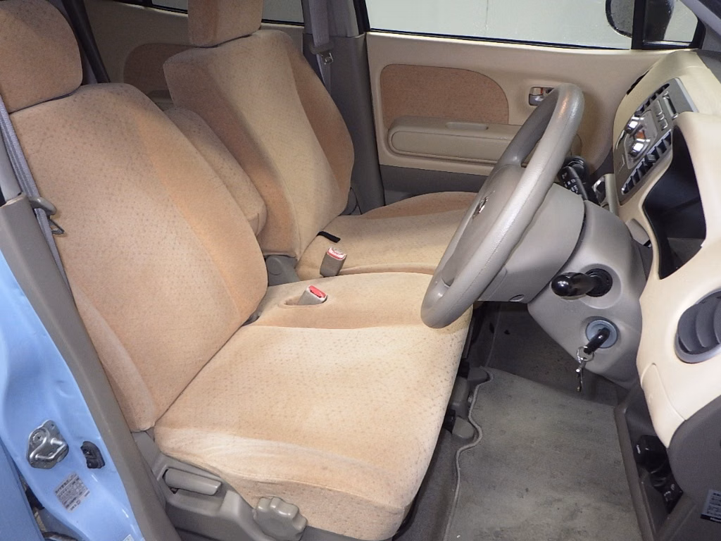 NISSAN MOCO