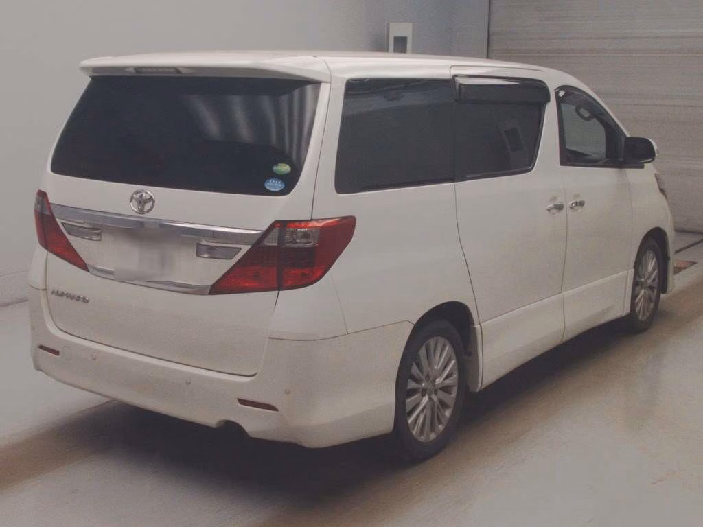TOYOTA ALPHARD