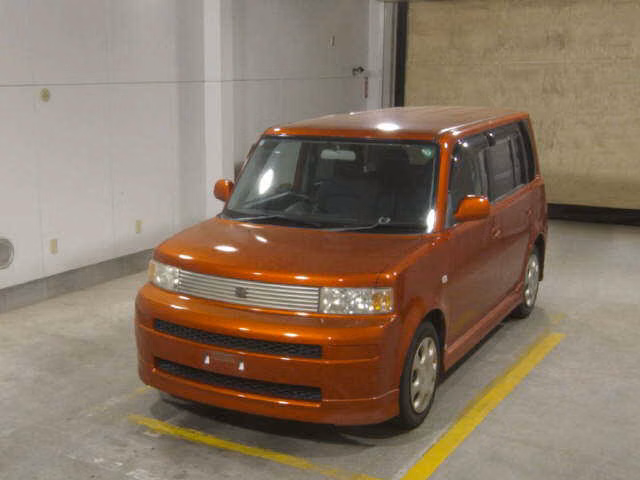TOYOTA BB
