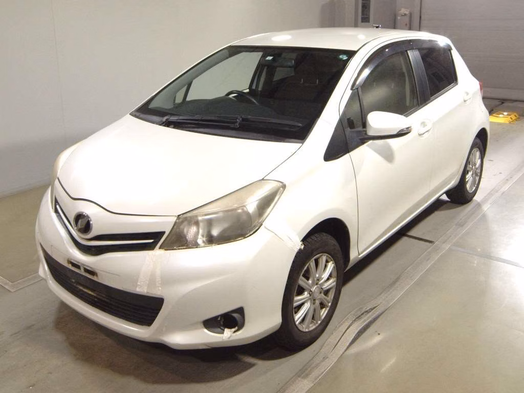 TOYOTA VITZ