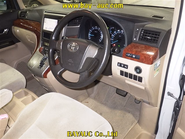 TOYOTA ALPHARD