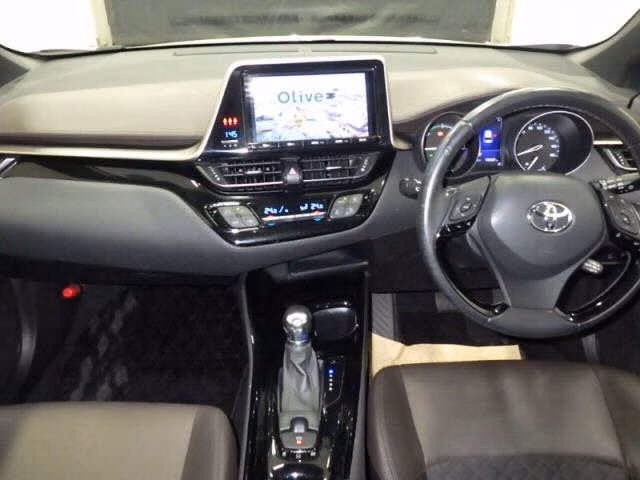 TOYOTA C-HR