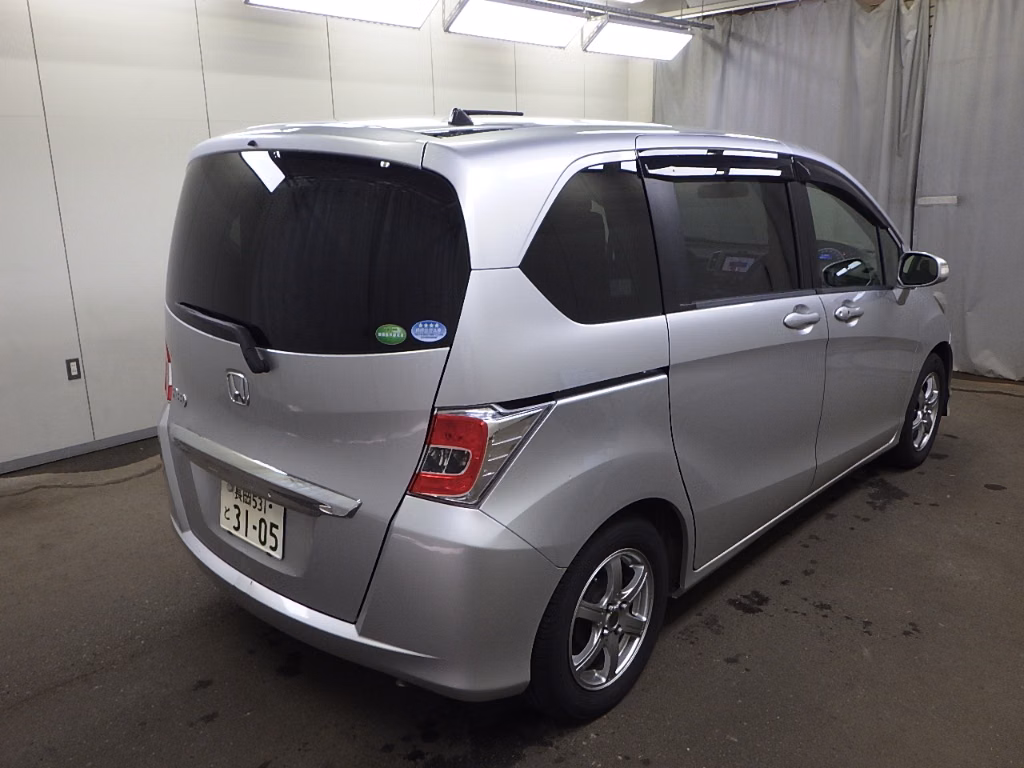 HONDA FREED
