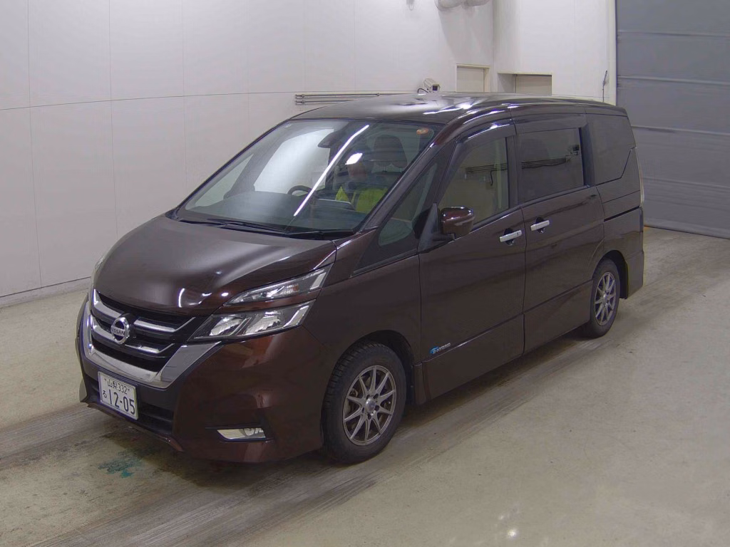 NISSAN SERENA
