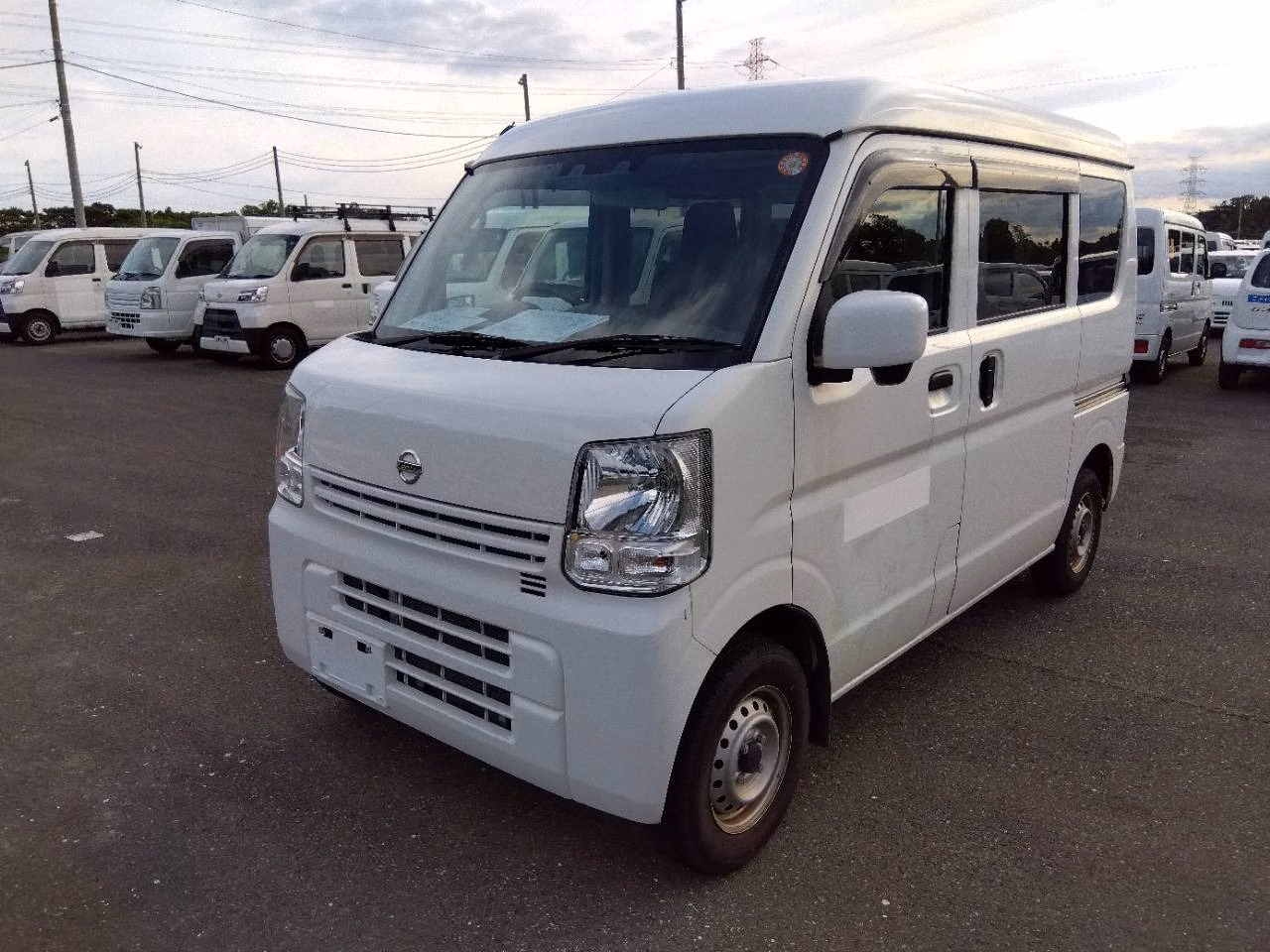 NISSAN NV100 CLIPPER
