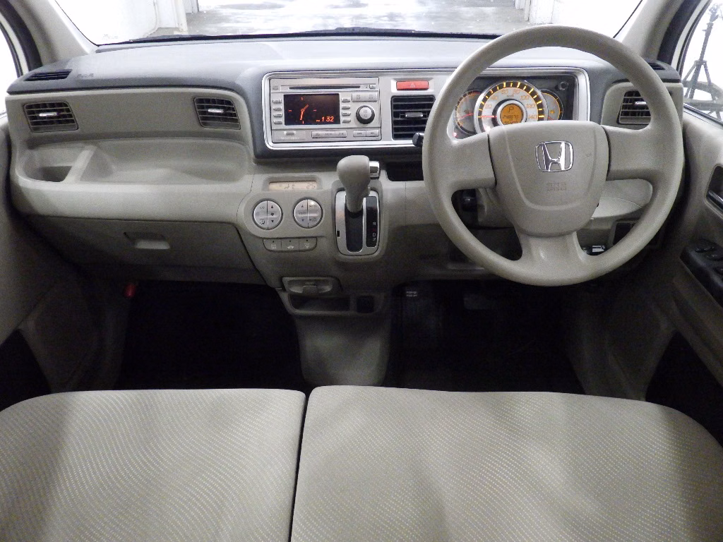 HONDA LIFE