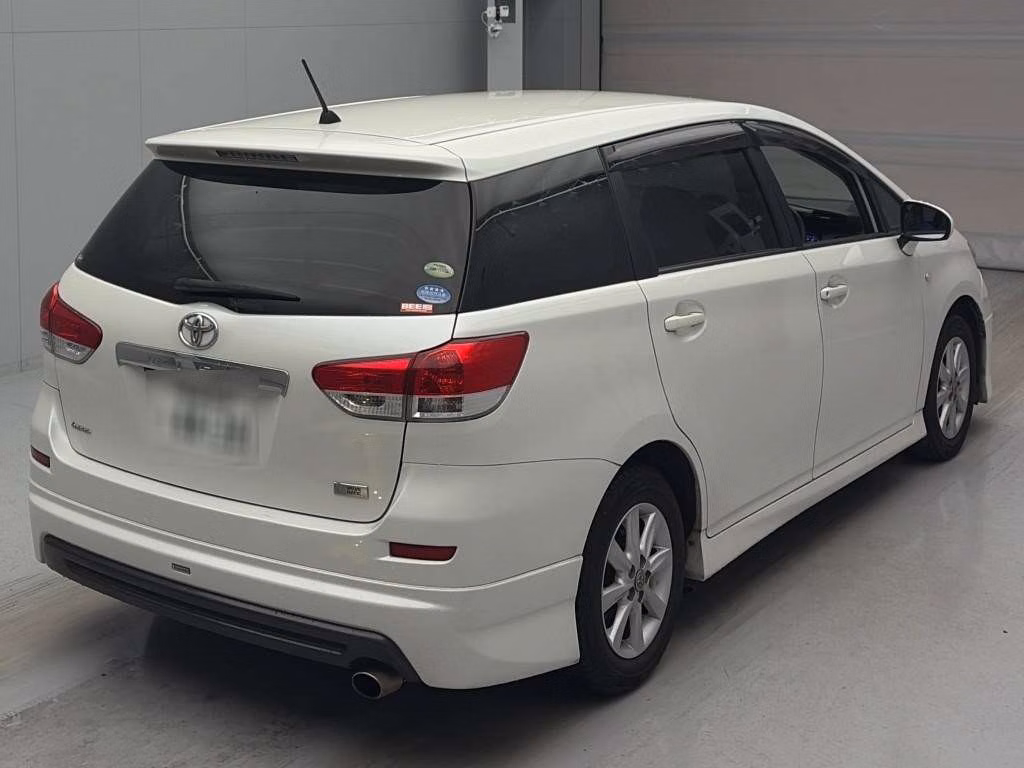 TOYOTA WISH