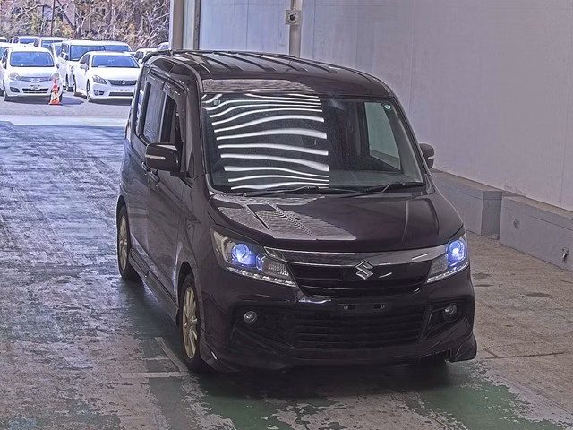 Suzuki Solio