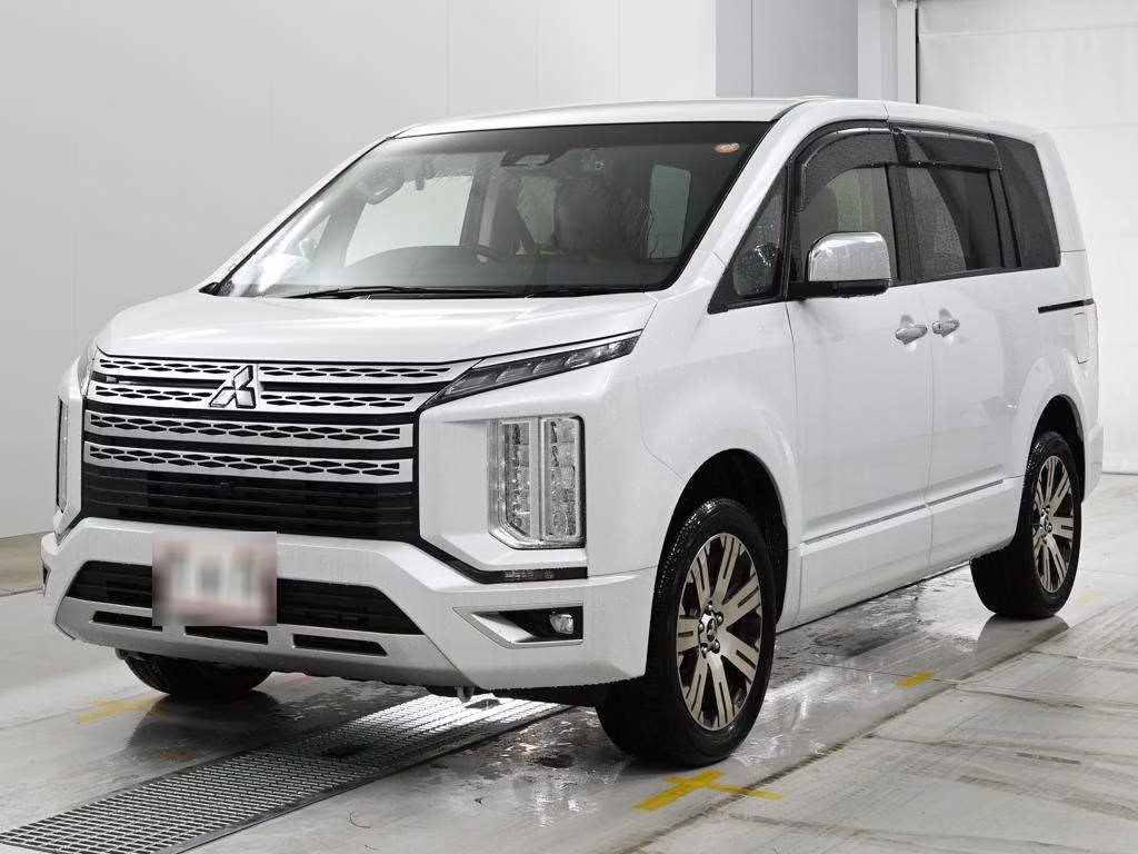 MITSUBISHI DELICA D:5