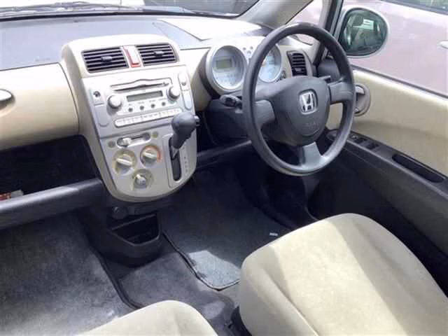 HONDA LIFE