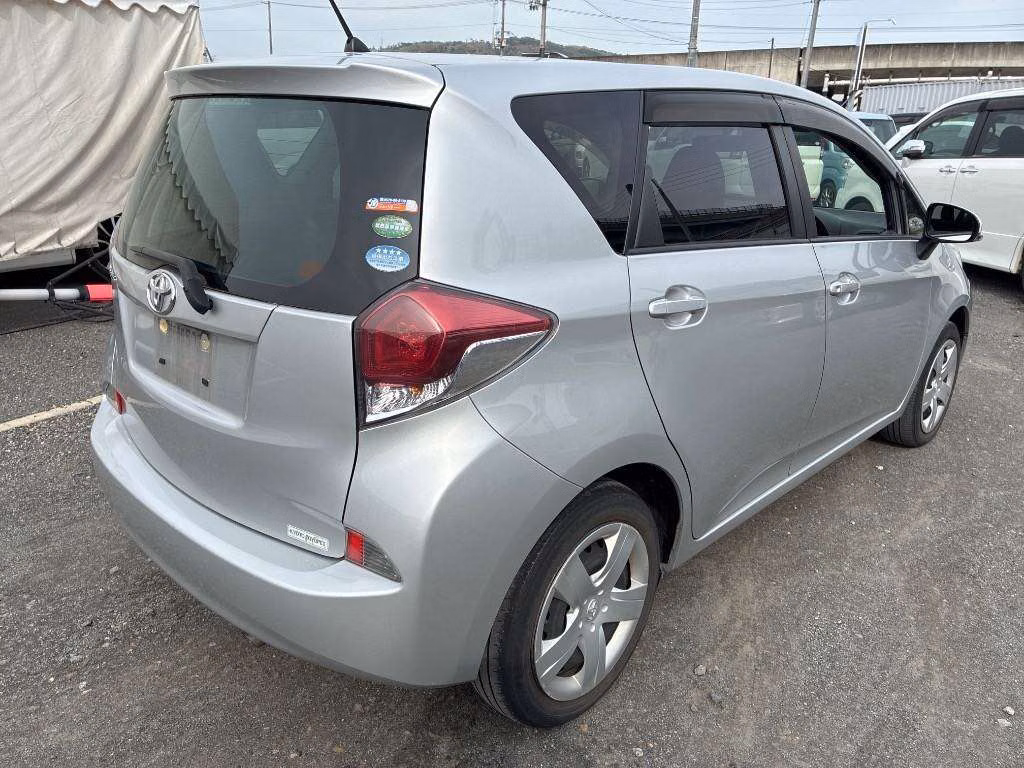 TOYOTA RACTIS