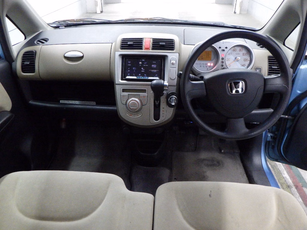 HONDA LIFE