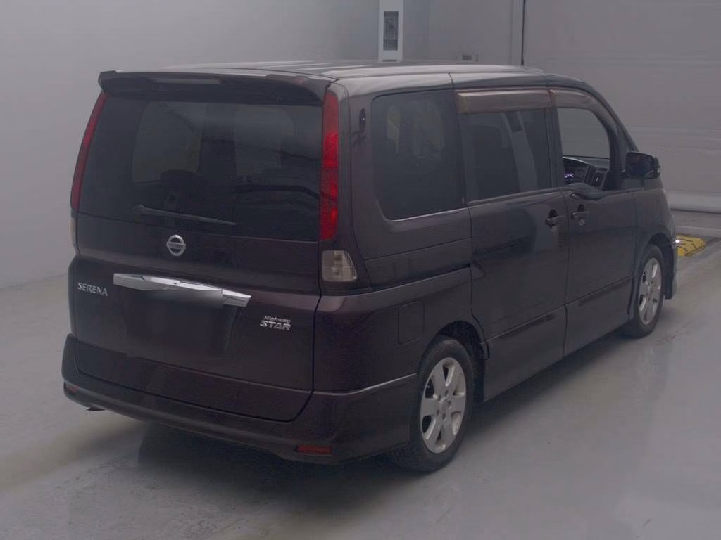 NISSAN SERENA