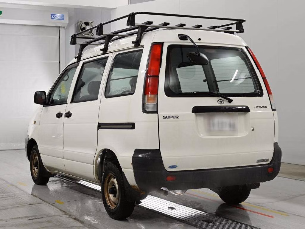 TOYOTA LITE ACE