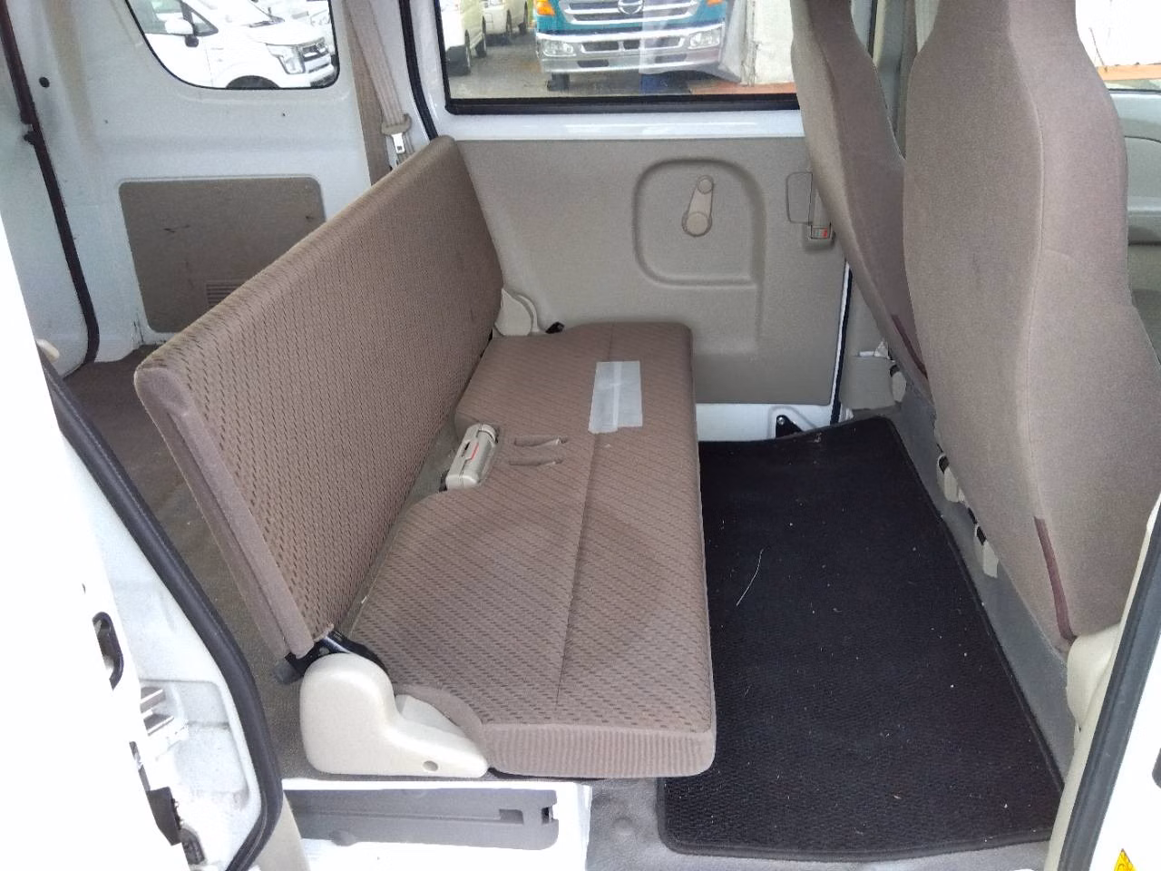 NISSAN NV100 CLIPPER