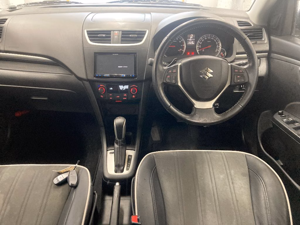 SUZUKI SWIFT