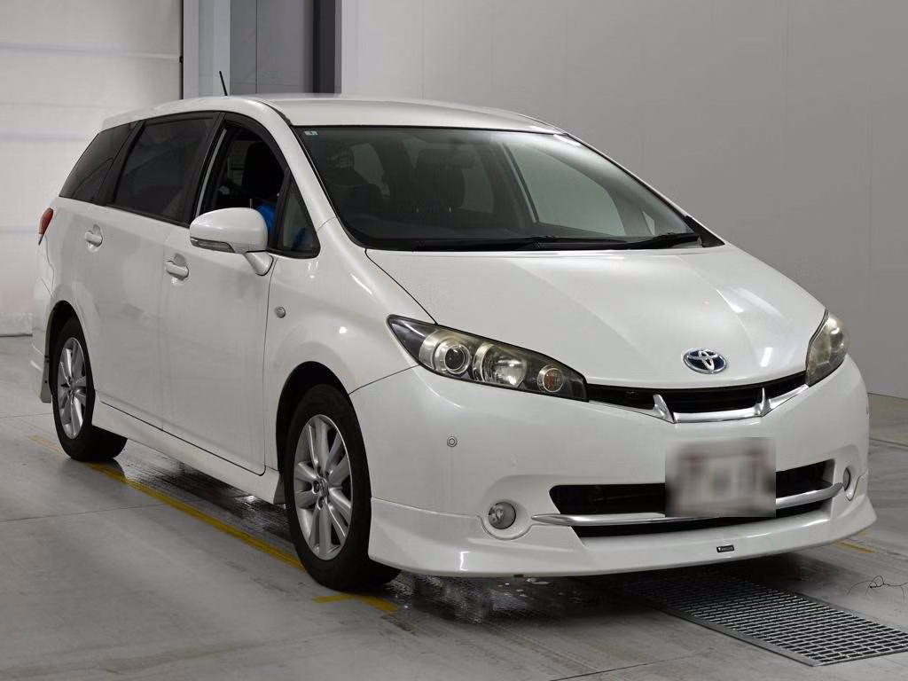 TOYOTA WISH