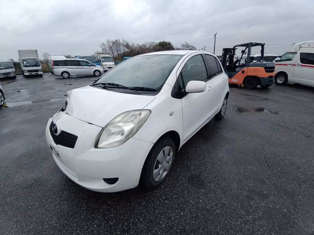 TOYOTA VITZ