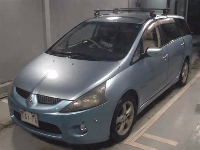 MITSUBISHI GRANDIS
