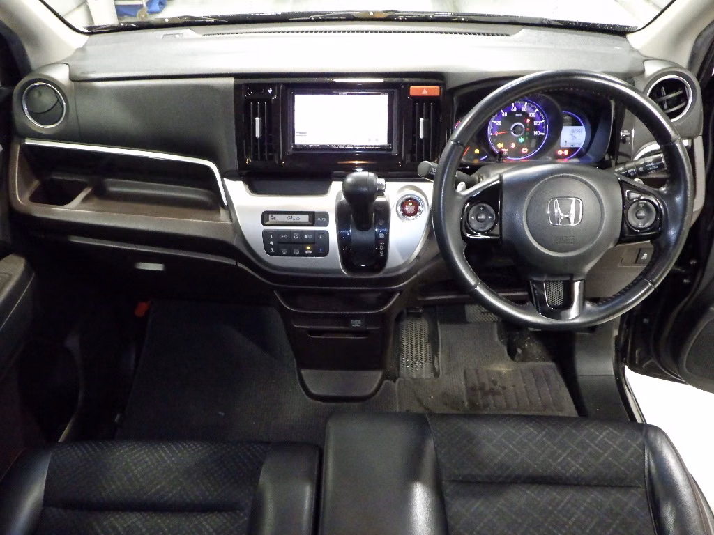 HONDA N-WGN