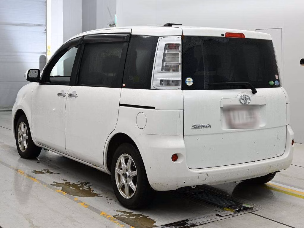 TOYOTA SIENTA