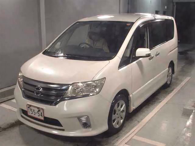 NISSAN SERENA