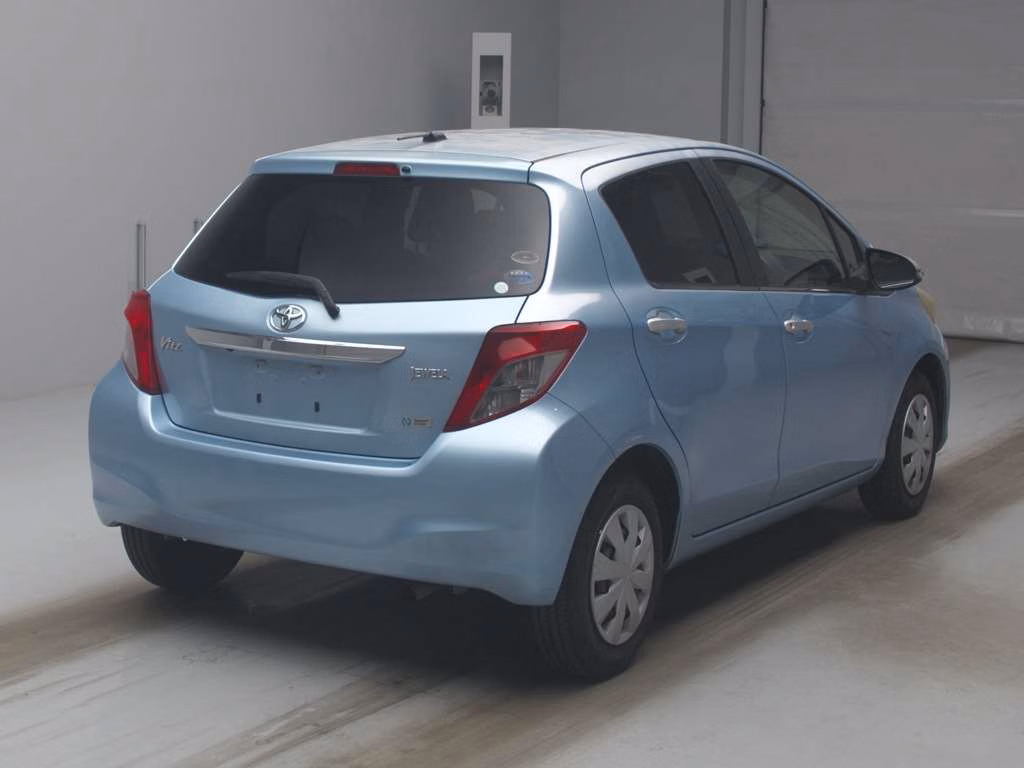 TOYOTA VITZ