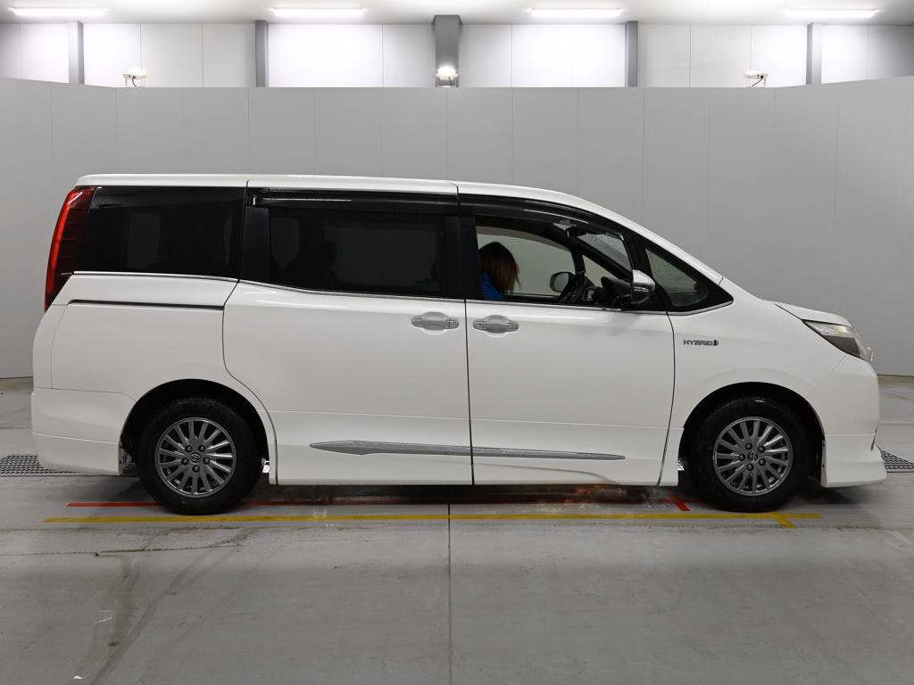 TOYOTA ESQUIRE