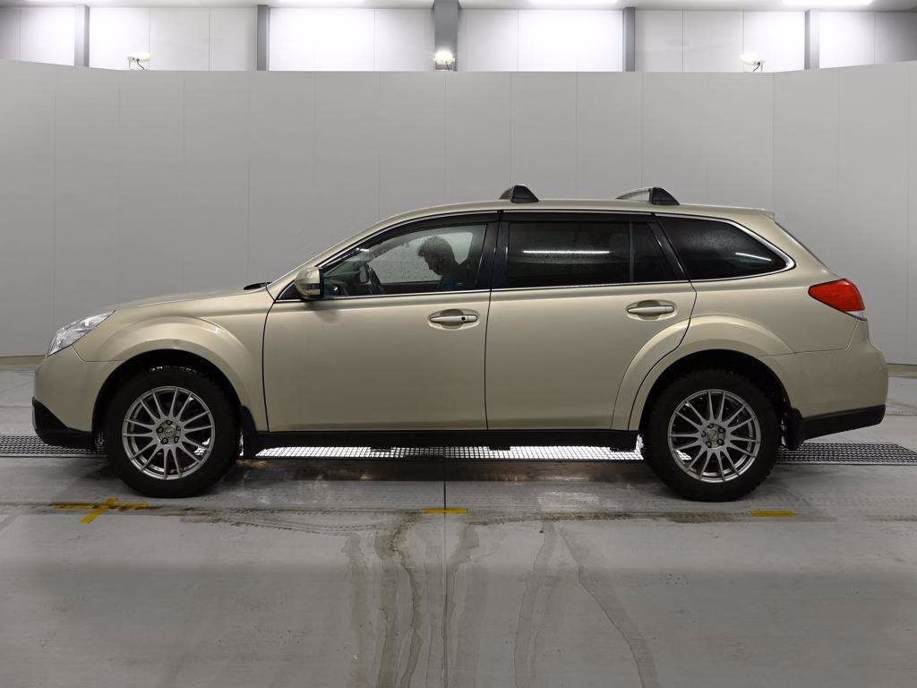 SUBARU OUTBACK