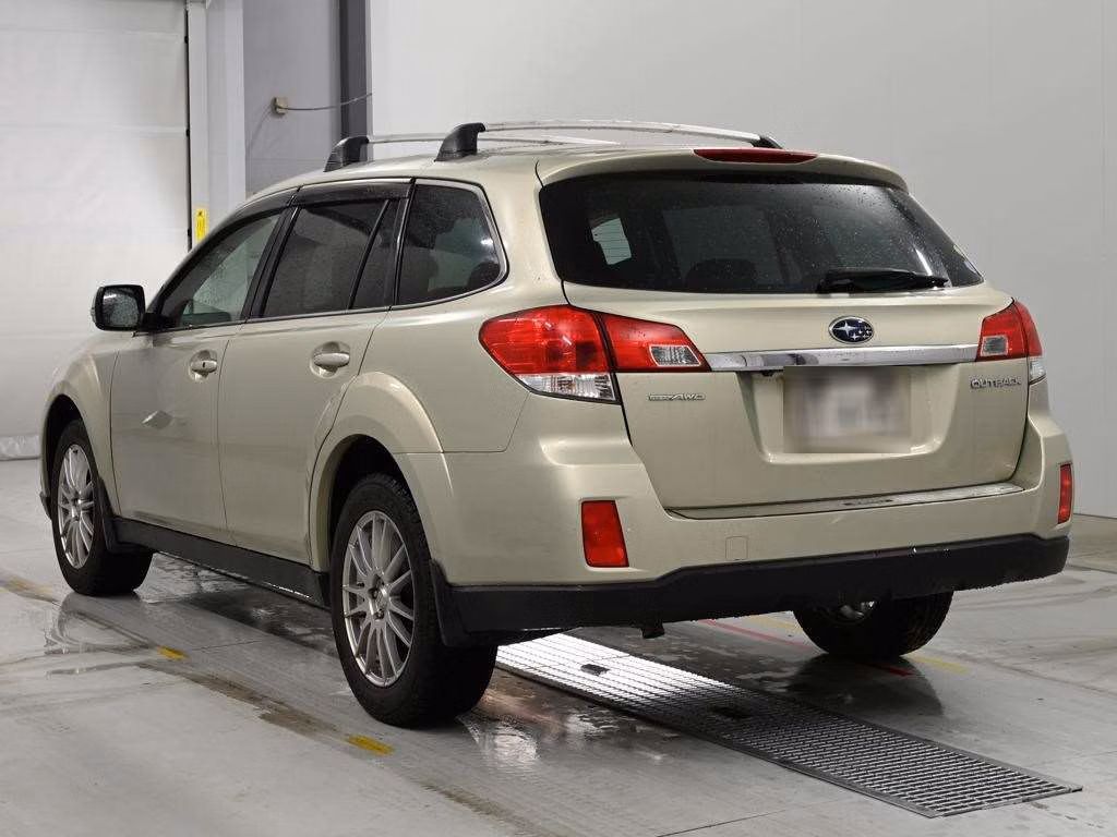 SUBARU OUTBACK