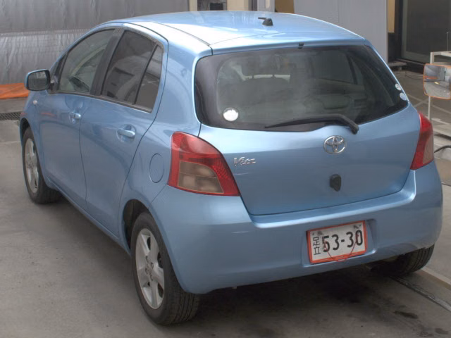 TOYOTA VITZ