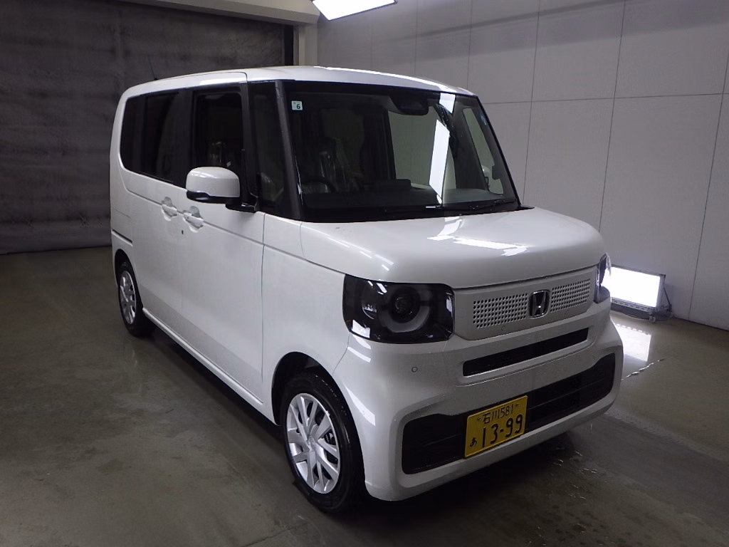 HONDA N-BOX