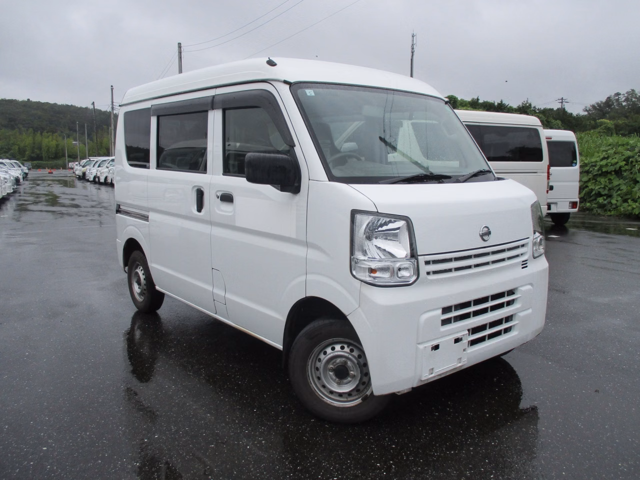 NISSAN NV100 CLIPPER