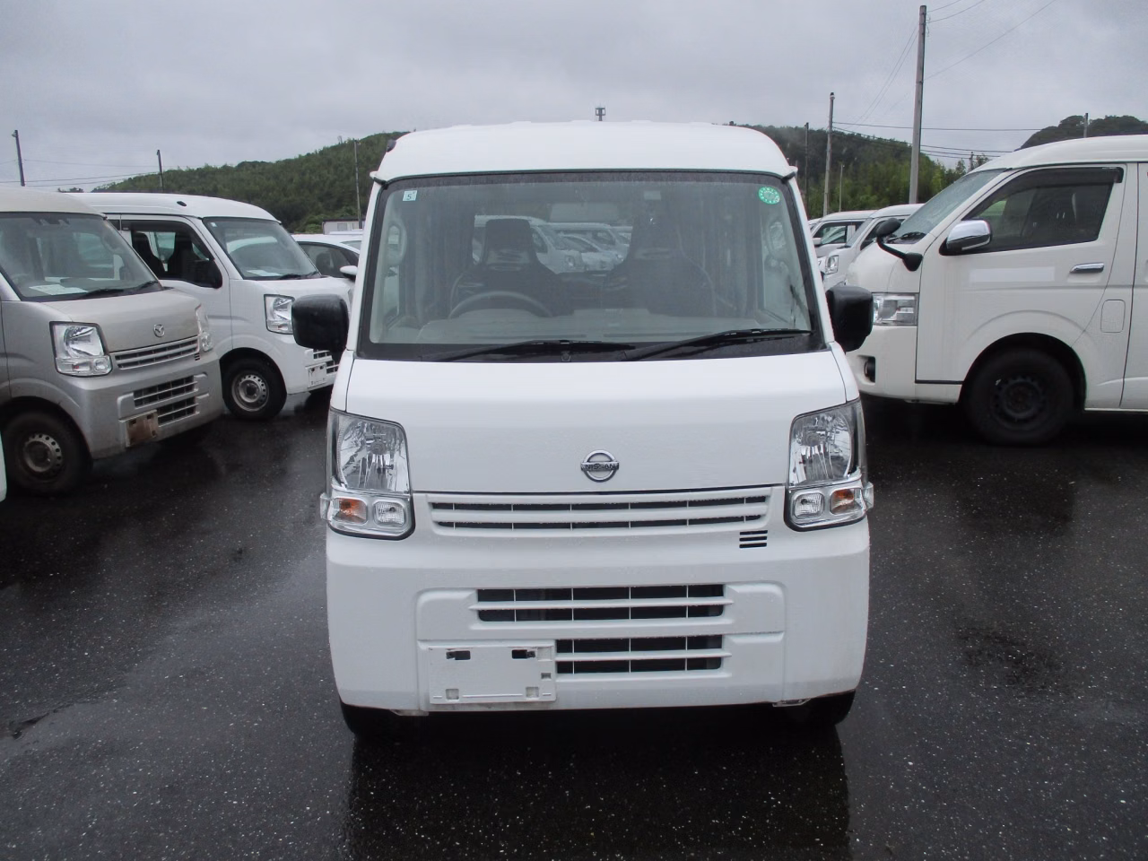 NISSAN NV100 CLIPPER