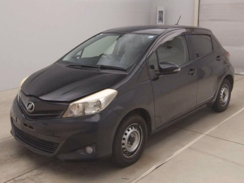 TOYOTA VITZ