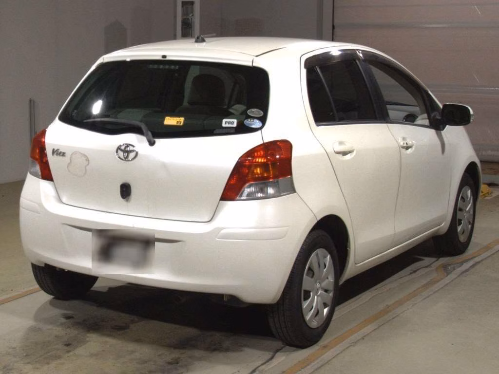 TOYOTA VITZ