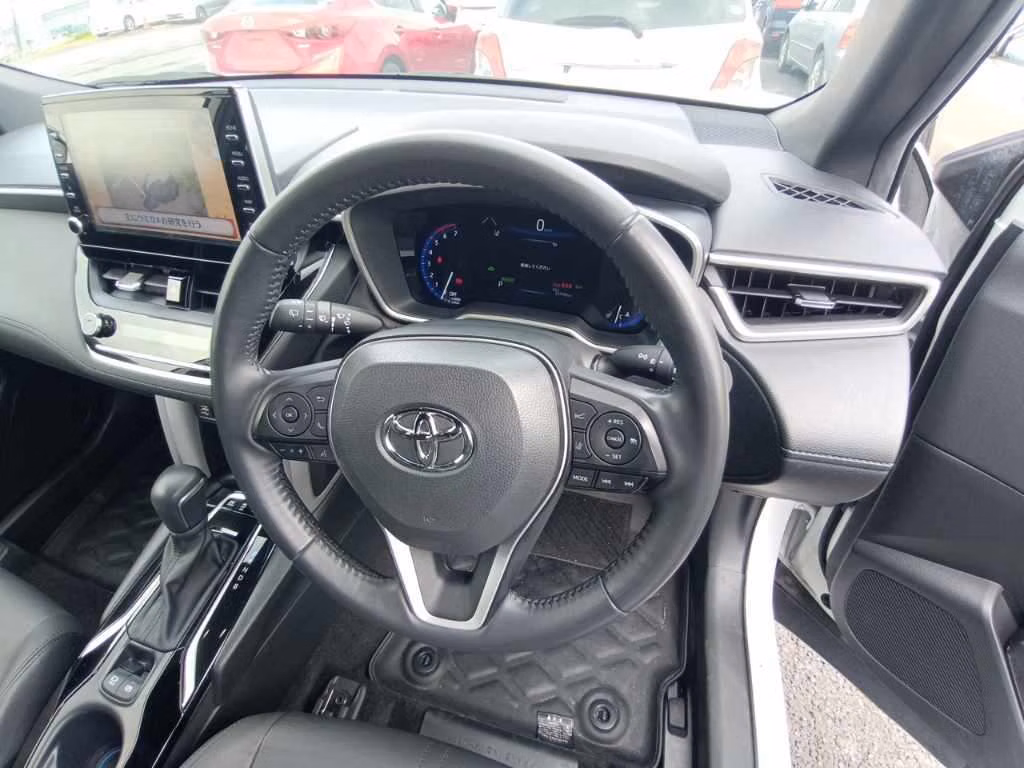 TOYOTA COROLLA CROSS