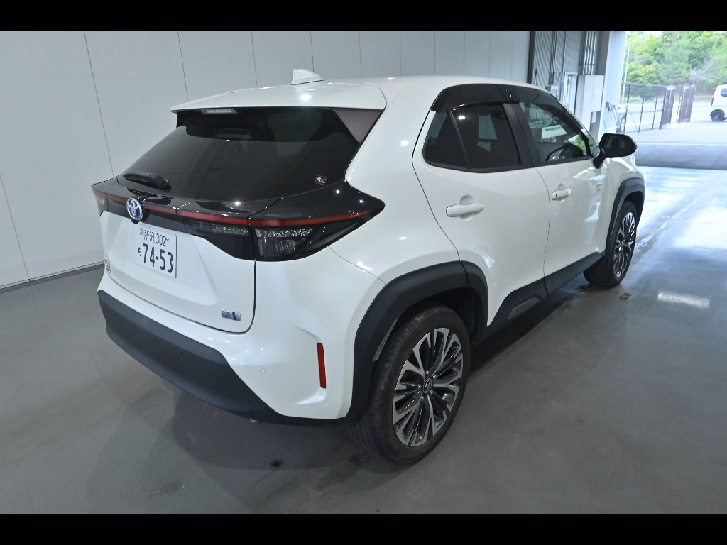TOYOTA YARIS CROSS