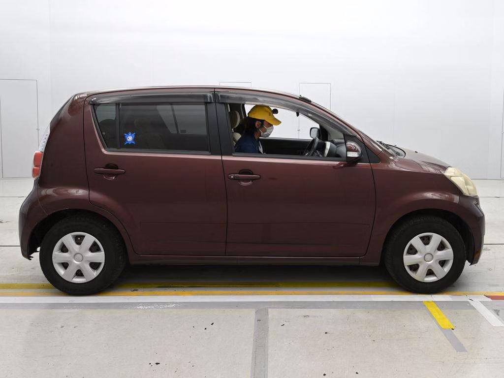 TOYOTA PASSO