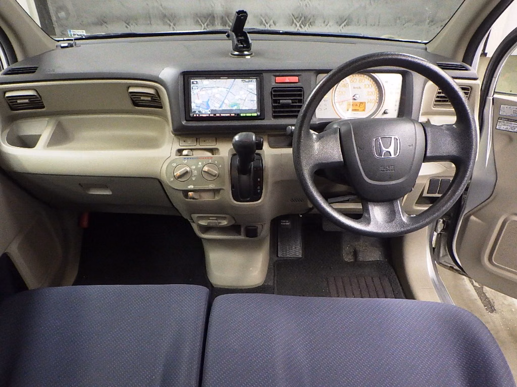 HONDA LIFE