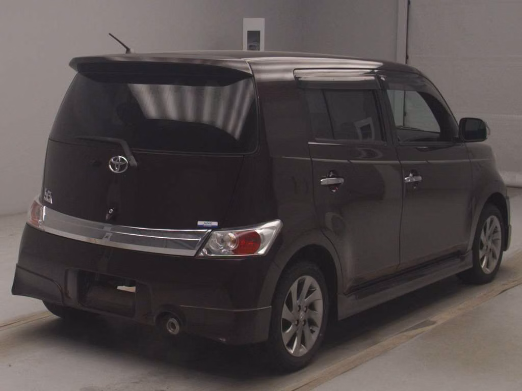 TOYOTA BB