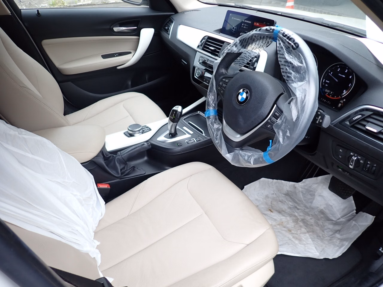 BMW 1-SERIES
