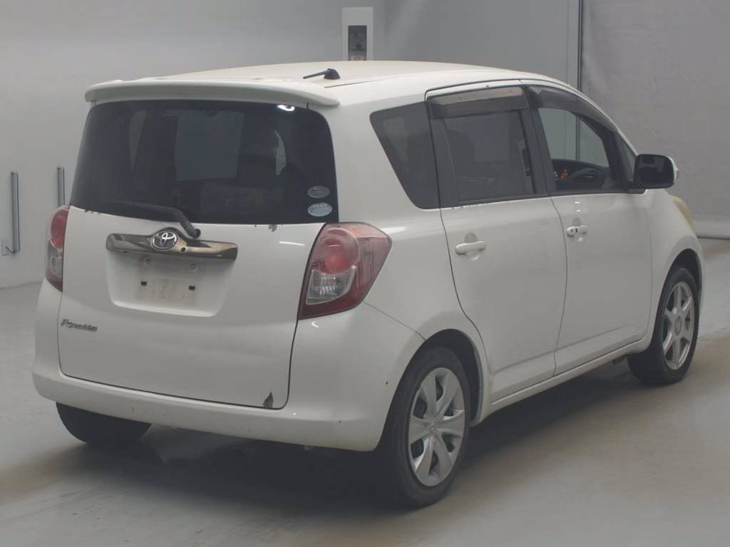 TOYOTA RACTIS