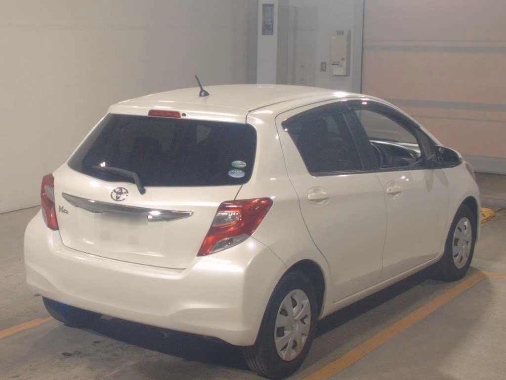 TOYOTA VITZ
