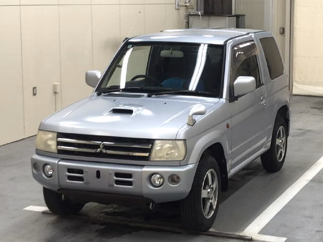 MITSUBISHI PAJERO MINI