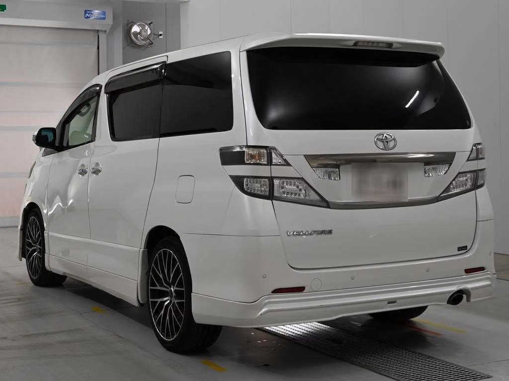 TOYOTA VELLFIRE