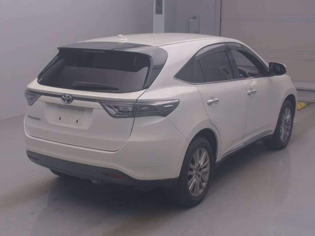TOYOTA HARRIER