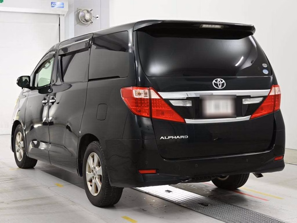 TOYOTA ALPHARD